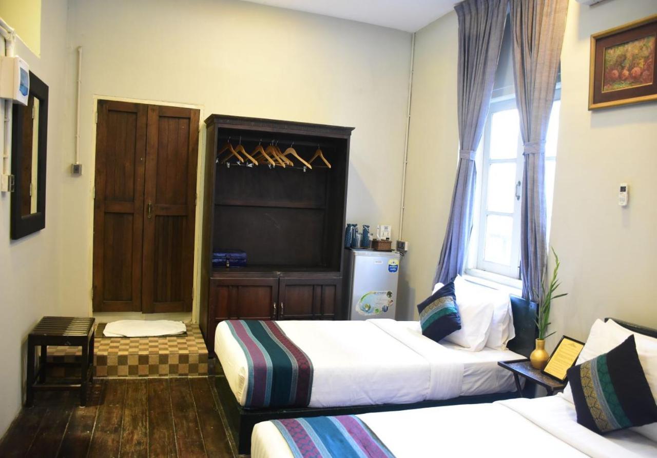 Hotel @ Yangon Heritage Exterior photo
